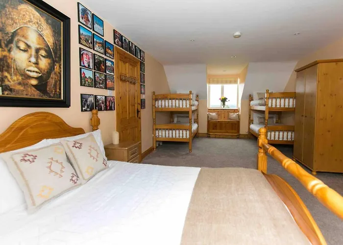 The Mountain Guest house *